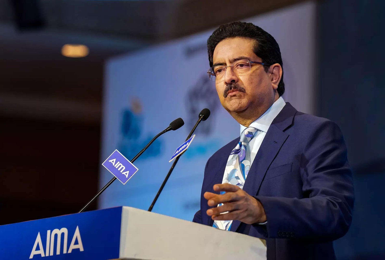 Kumar Mangalam Birla Receives AIMA's 'Business Leader Of The Decade ...