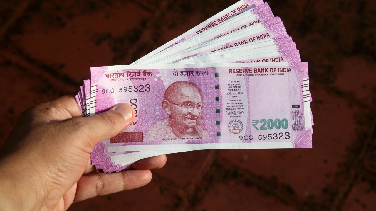 RBI withdrawal ₹2,000 banknotes