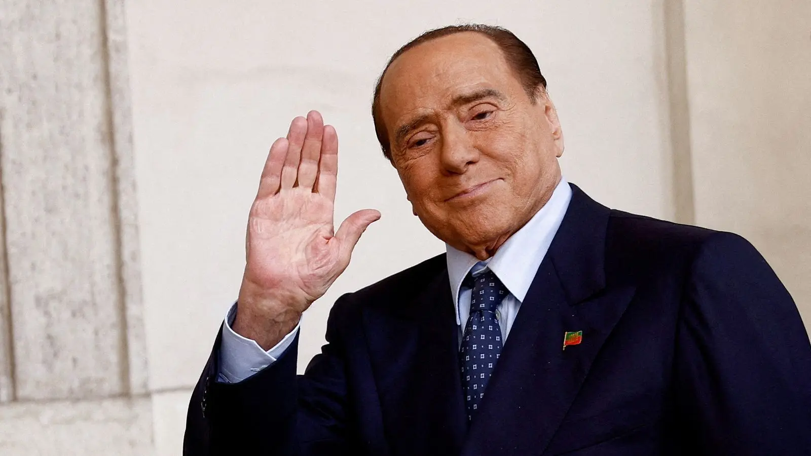 Silvio Berlusconi Dies