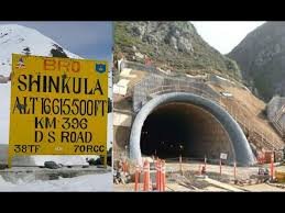Shinku La tunnel construction
