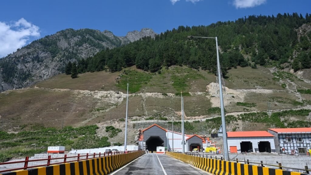 Z-Morh Tunnel Kashmir Ladakh connectivity