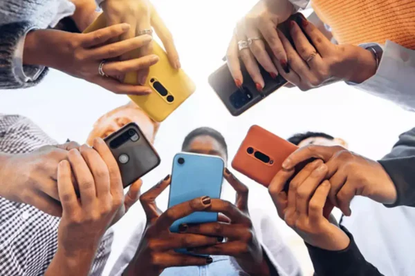 India's smartphone export growth