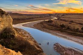 Longest river,Longest river in North America,Missouri River historical significance,U.S. rivers environmental challenges,Facts about the Missouri River Longest river in North America