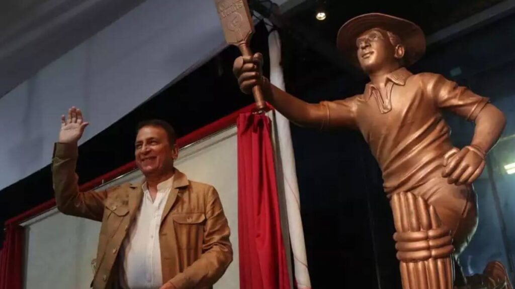 MCA unveils Sunil Gavaskar statue