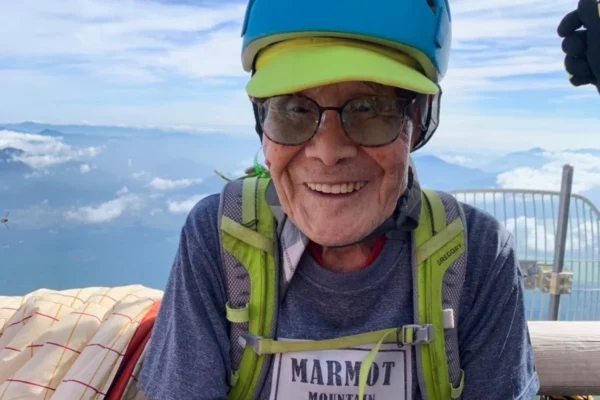 Oldest person climb Mount Fuji