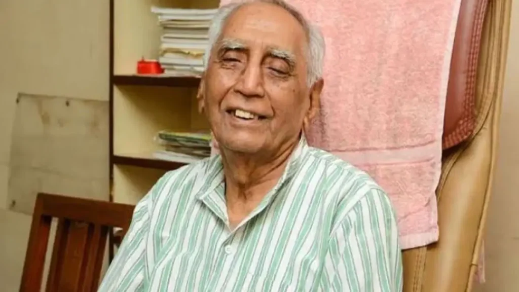 Baba Adhav Death 2025