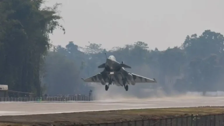 Emergency Landing Facility in Assam: Northeast’s First Highway Airstrip Boosts Defence Preparedness