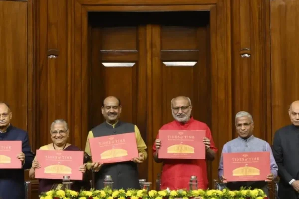 Tides of Time Book by Sudha Murty