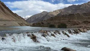 rock check dam ladakh