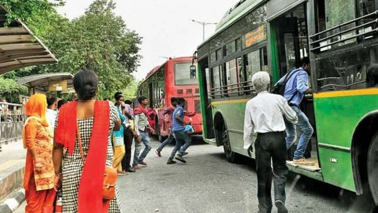 दिल्ली मुफ्त बस यात्रा ट्रांसजेंडर