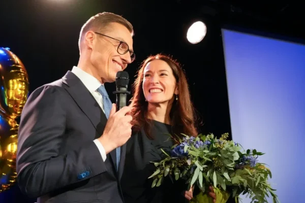 अलेक्जेंडर स्टब फिनलैंड चुनाव