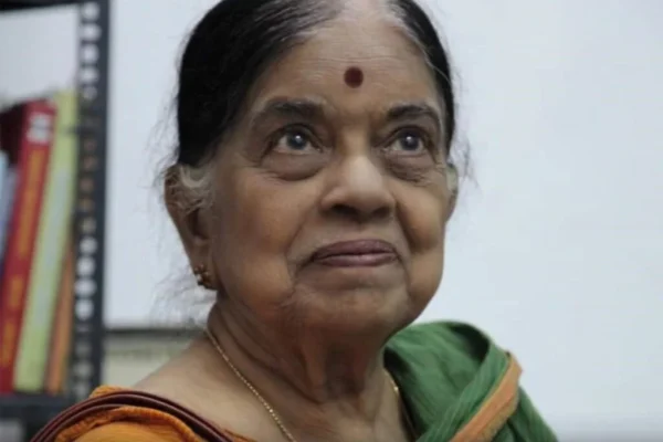 आर चंपकलक्ष्मी समाचार