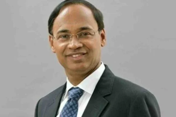 केवीएस मनियन कोटक महिंद्रा