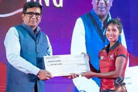 दीपिका सोरेंग असुंता लाकड़ा पुरस्कार