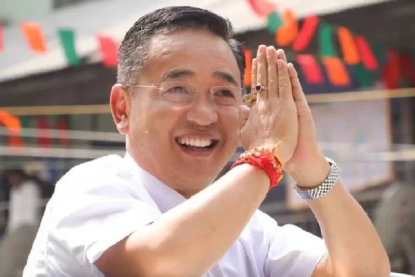 सिक्किम के मुख्यमंत्री प्रेम सिंह तमांग