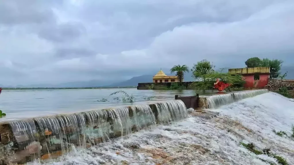 फॉय सागर का नाम बदलकर वरुण सागर रखा गया