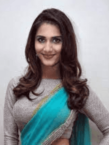 Interesting facts of Vaani Kapoor